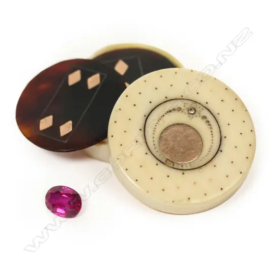 A Georgian small ivory box containing tortoiseshell disc counters