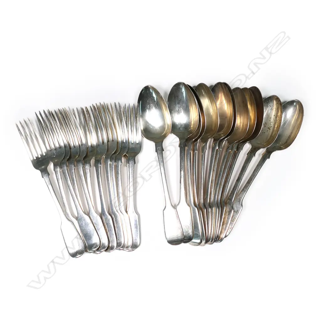 Twenty-four silver forks and spoons, fiddle pattern, Image 1++
