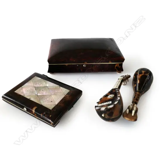 ANTIQUE ASSORTED TORTOISESHELL ITEMS