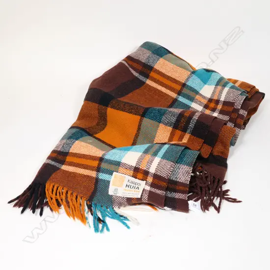 A vintage Kaiapoi 'Huia' woolen travel rug,