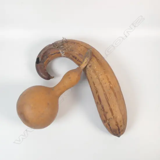 A lime and smoking gourd,