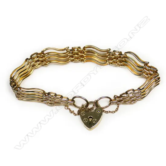 A 9ct gold gate bracelet,