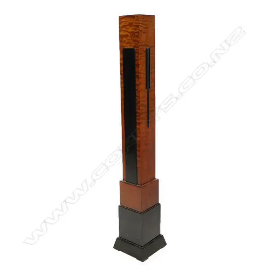 An Art Deco style wood plinth,