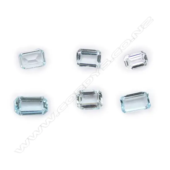 Aquamarine – 5.2ct. - 6 stones rectangular with corners cut
