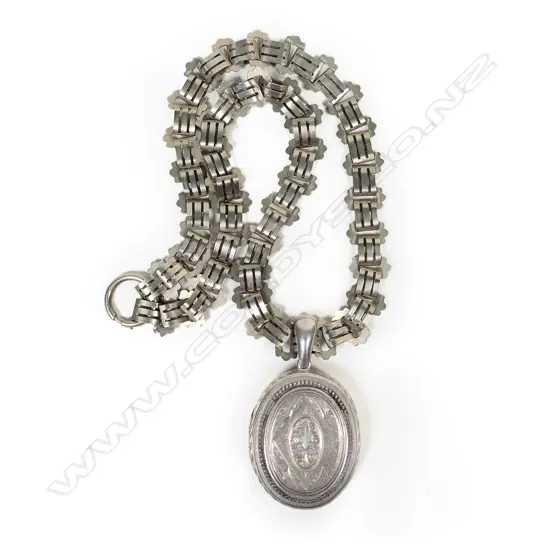 A Victorian silver mayoral chain and engraved photo locket,