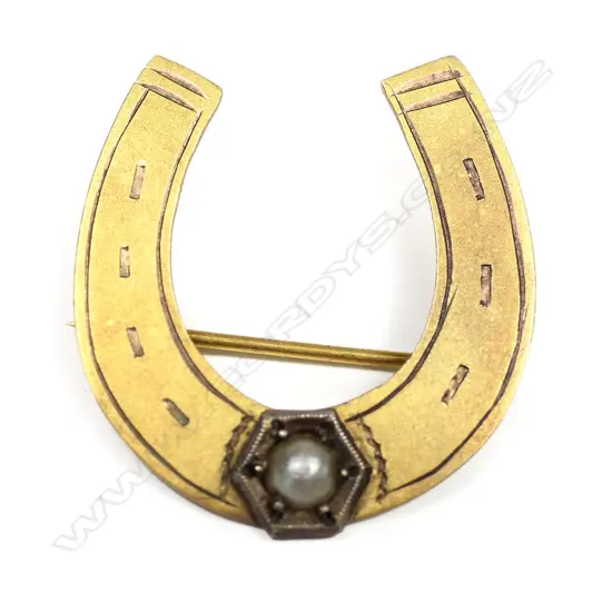 Victorian 9ct yellow gold imitation seed pearl horseshoe brooch,