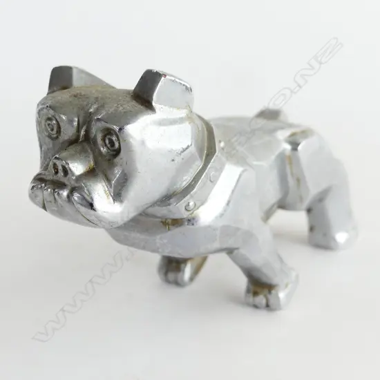 Chromed Mack bulldog mascot,