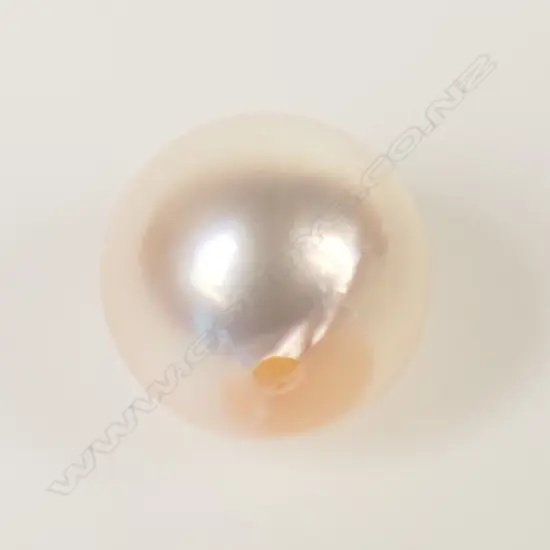 1 AKOYA CULTURED PEARL. RATING 7