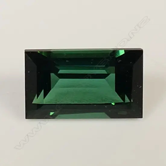 1 GREEN TOURMALINE, 0.81ct. RATING 6-7