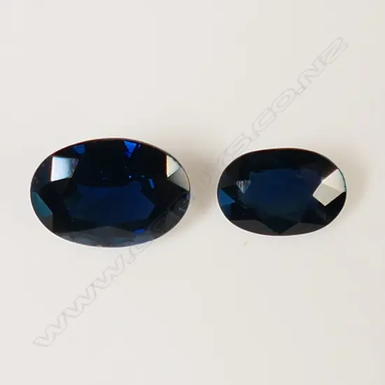 2 SAPPHIRES, 1.62cts. RATING 4-5
