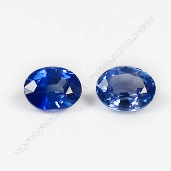 2 SAPPHIRES, CEYLON TYPE, 1.08ct, RATING 5