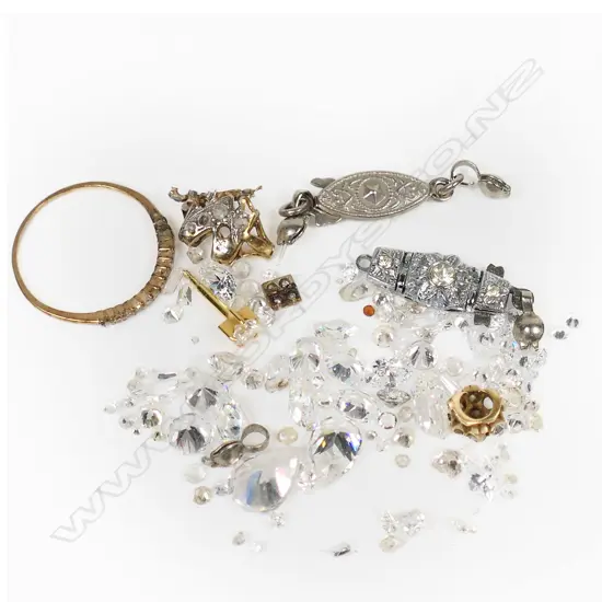 ASSORTED CZs/DAMAGED DIAMONDS/SCRAP GOLD