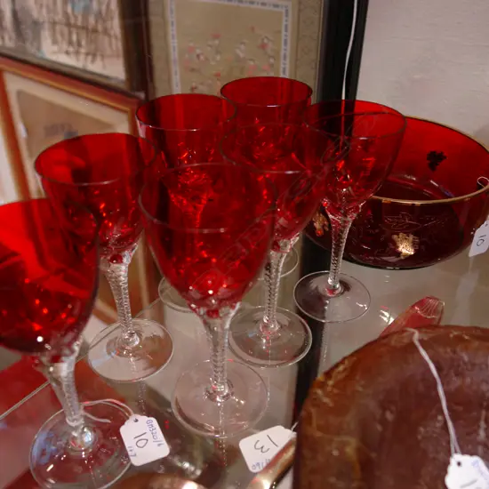 RED GLASS BOWL & SEVEN GLASSES