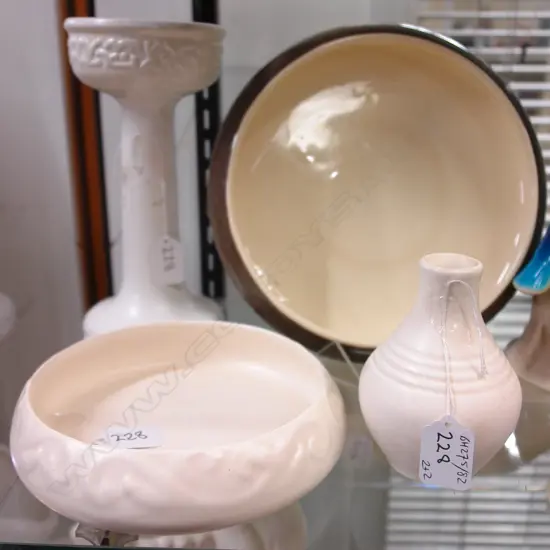 2 C.L. FLOAT BOWLS & 2 VASES