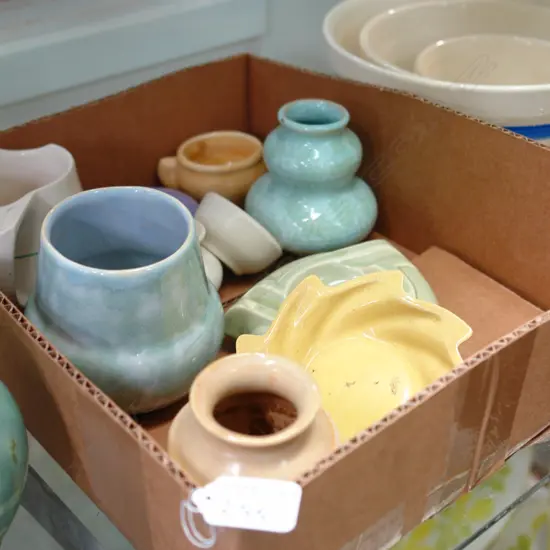 BOX OF ASSTD C.L. & OTHER CHINA