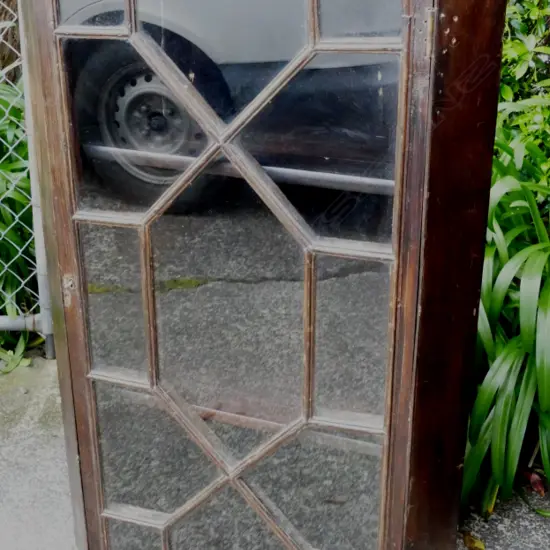 ANTIQUE CORNER CUPBOARD