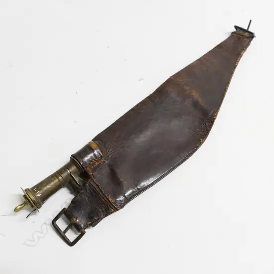 Shot charger for over shoulder by Dixon & Sons . Complete with Irish spoon charger, lacking belt section.