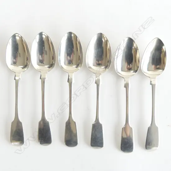 A matching set of six early Victorian period fiddle pattern silver teaspoons Exeter 1854 by Edward Sweet. 100gm