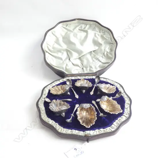 BOXED SET 6 S/PLATED SALTS & SPOONS