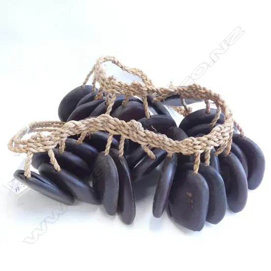 TRIBAL SEED POD NECKLACE WOVEN FIBRE 