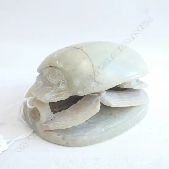 EGYPTIAN ONYX SCARAB BEETLE SEAL. PALE GREEN
