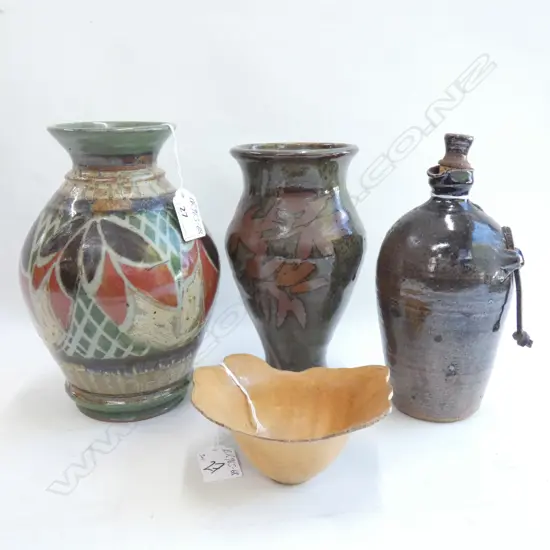 3 NZ STUDIO POTTERY PCES + SMALL TURNED WOOD BOWL