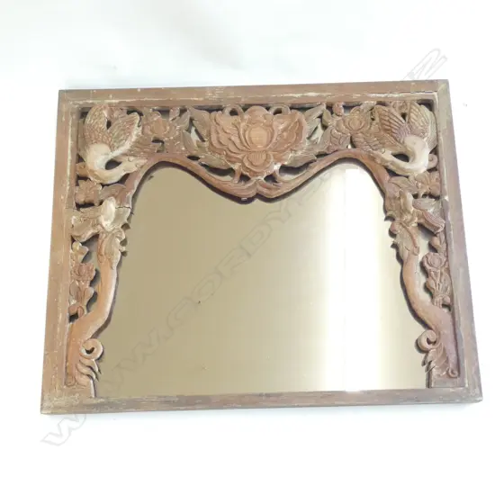 DEEPLY CARVED WOODEN FRAMED MIRROR 570 x 710mm