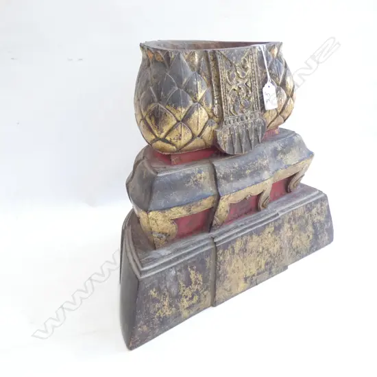 PART OLD ORIENTAL CARVING GILDED PAINTED H.340mm