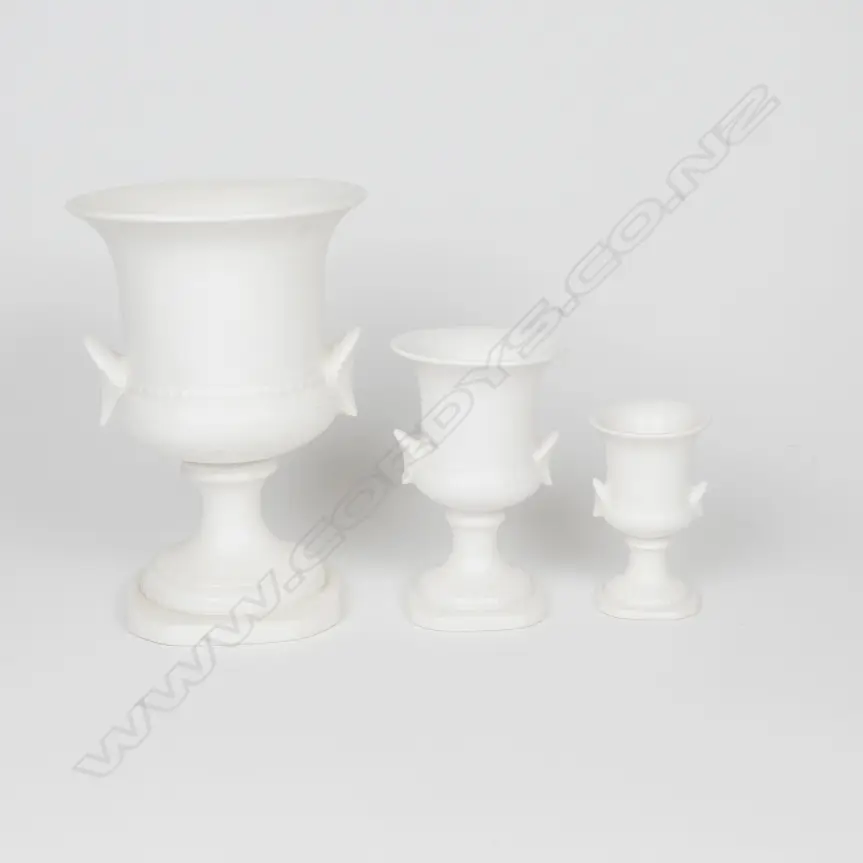 3 CREAM GLAZED C.L URN VASES; 679, 678, 666 Image 1++