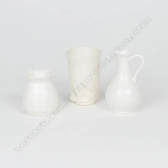 2 SM CREAM GLAZED C.L. VASES & 1 JUG (510)