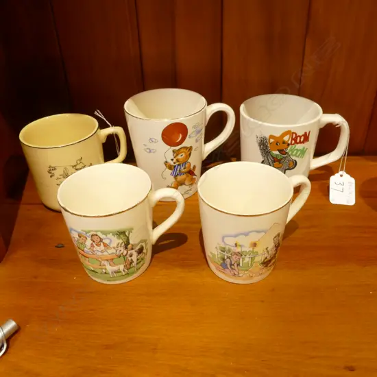 5 C/LYNN CHILDREN'S MUGS, INCL BASIL BRUSH