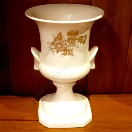 CROWN LYNN URN VASE