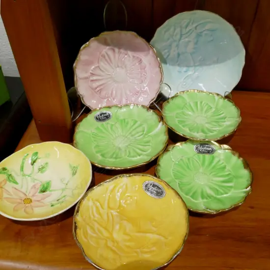 7 WENTWORTH POTTERY FLORAL DISHES