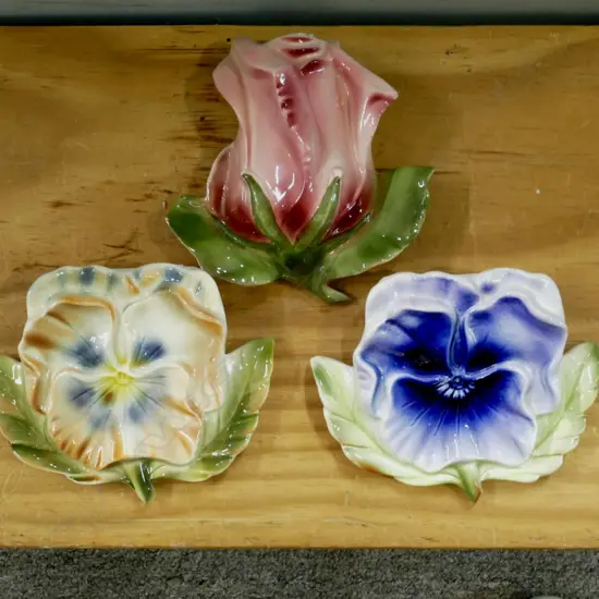 3 TITIAN STUDIO WALL VASES; FLOWERS