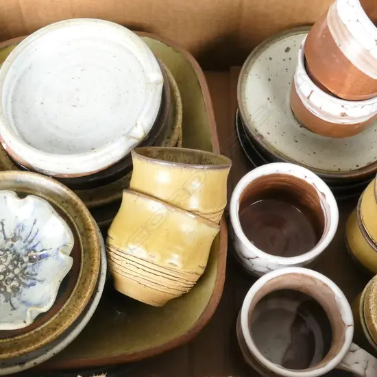 24 Ian Firth mainly small pottery items