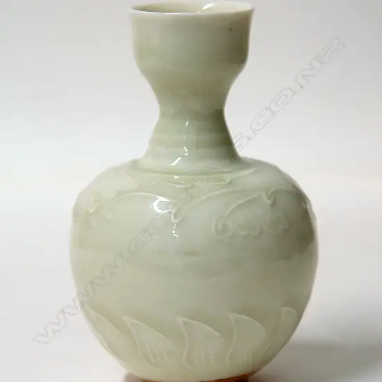SMALL CELADON VASE TUBE LINED DETAIL HAIRLINES