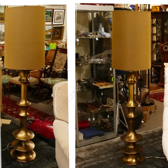 PAIR OF BRASS 'MID-CENTURY' FLOOR LAMPS 
