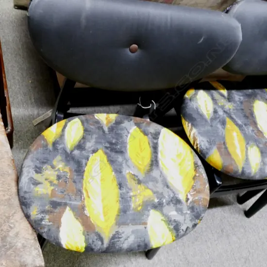 3 RETRO DINING CHAIRS AF