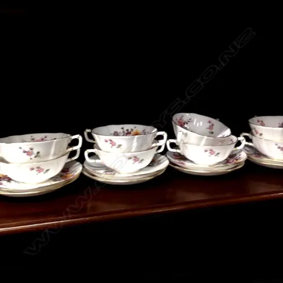 8 RCD SOUP COUPES & SAUCERS