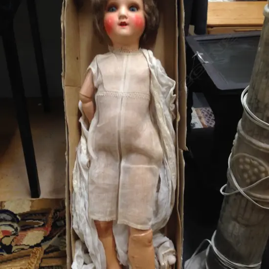 ANTIQUE SCHOENAU & HOFFMEISTER DOLL '1909 2 1/2'