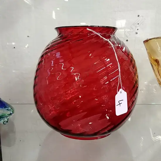 RED GLASS KERO LAMP SHADE