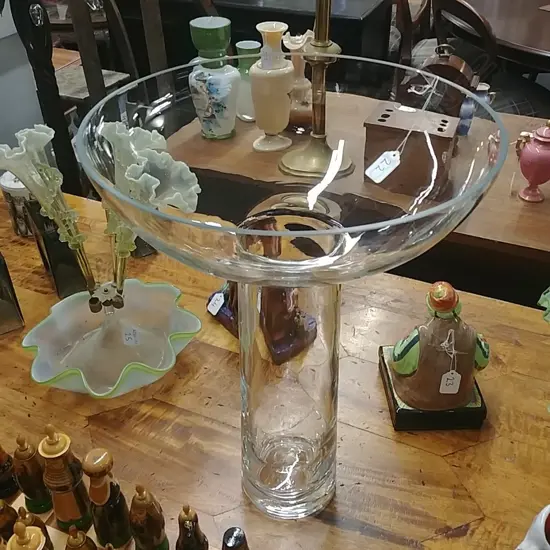 LARGE FLARED CRYSTAL VASE