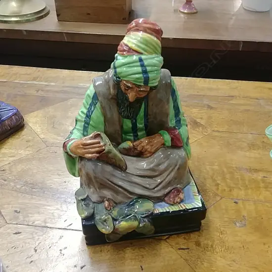 ROYAL DOULTON 'THE COBBLER' 