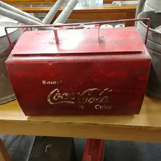 COCOA COLA BOX 