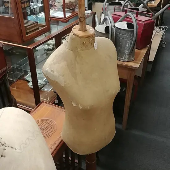 VINTAGE TAILOR'S DUMMY 