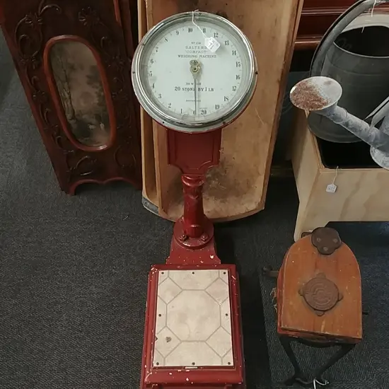 VINTAGE SALTER FLOOR SCALE 