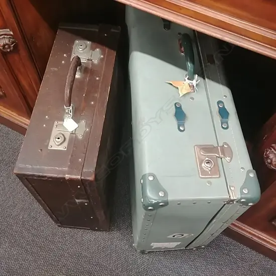 2 VINTAGE LEATHER SUITCASES 
