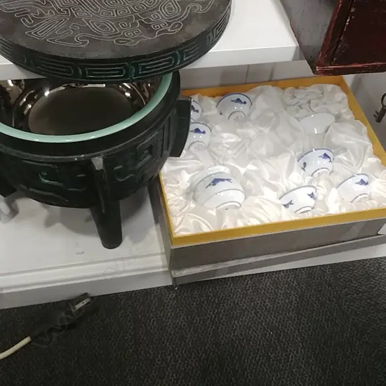 BOXED CHINESE TEA SET & EP LINED AZTEC STYLE POT