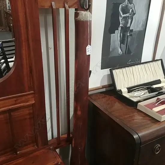 EARLY PAINTED DIDGERIDOO