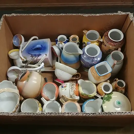 BOX OF ASSORTED NORITAKE CHINA